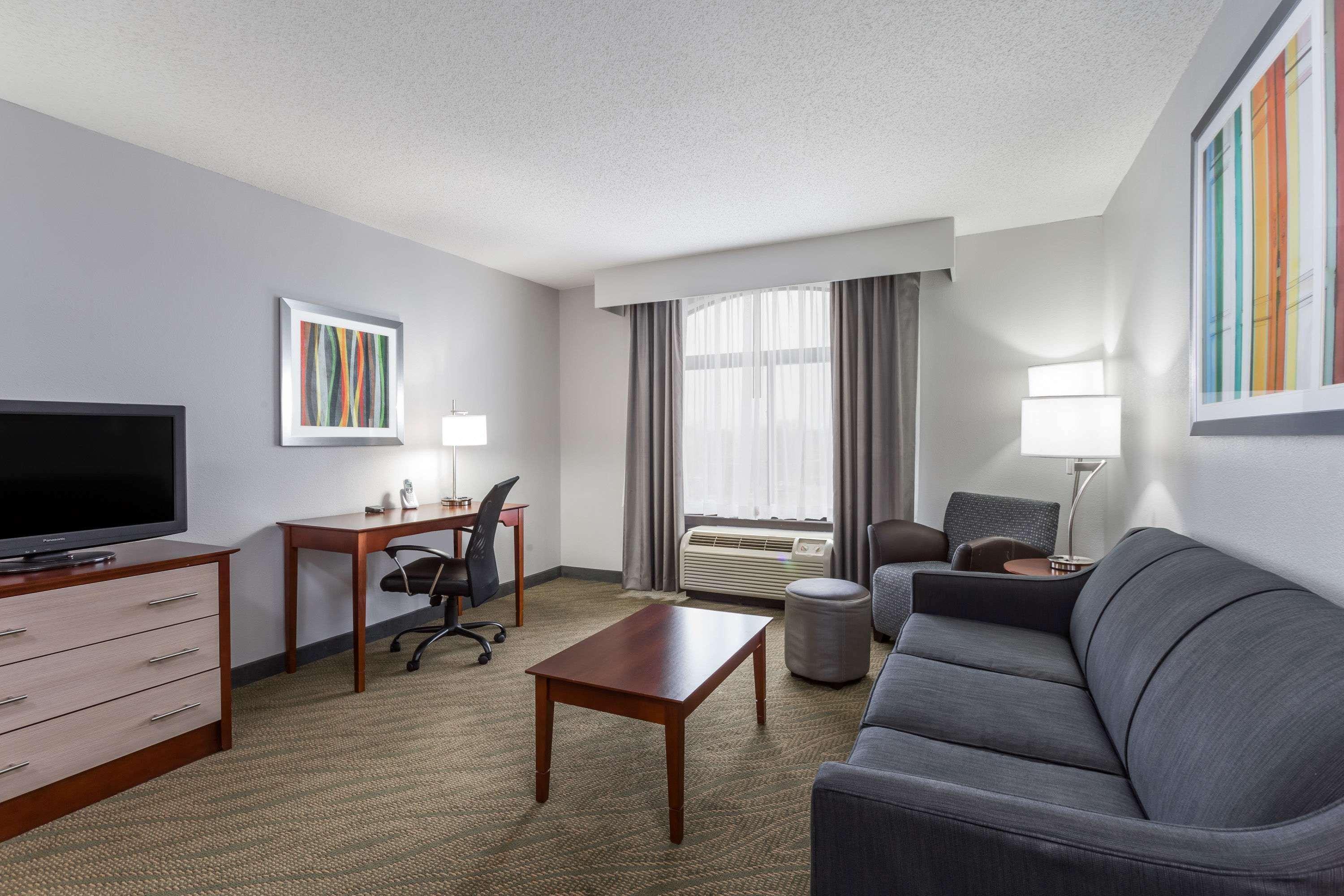 Wingate By Wyndham Chesapeake Hotel Luaran gambar