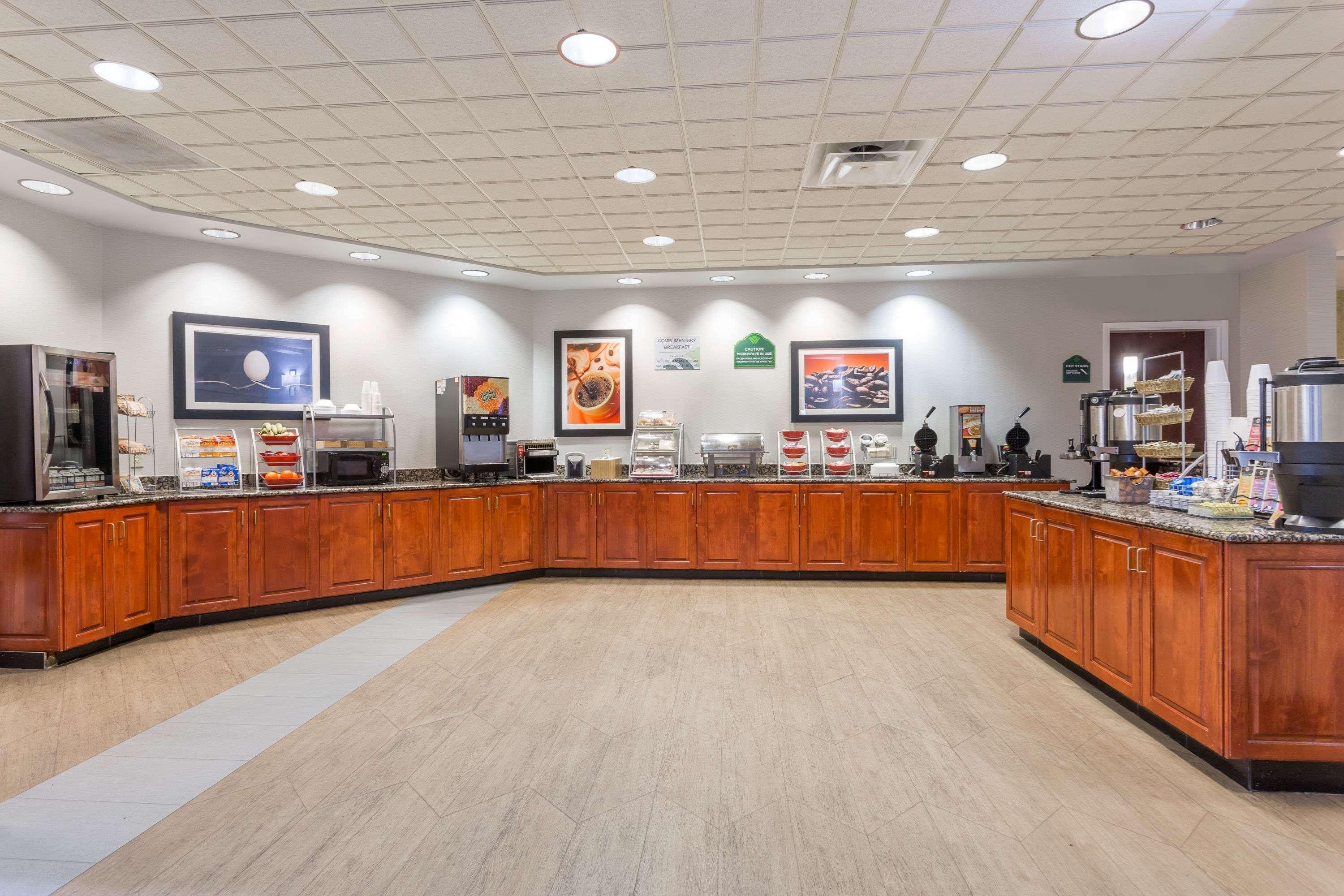 Wingate By Wyndham Chesapeake Hotel Luaran gambar
