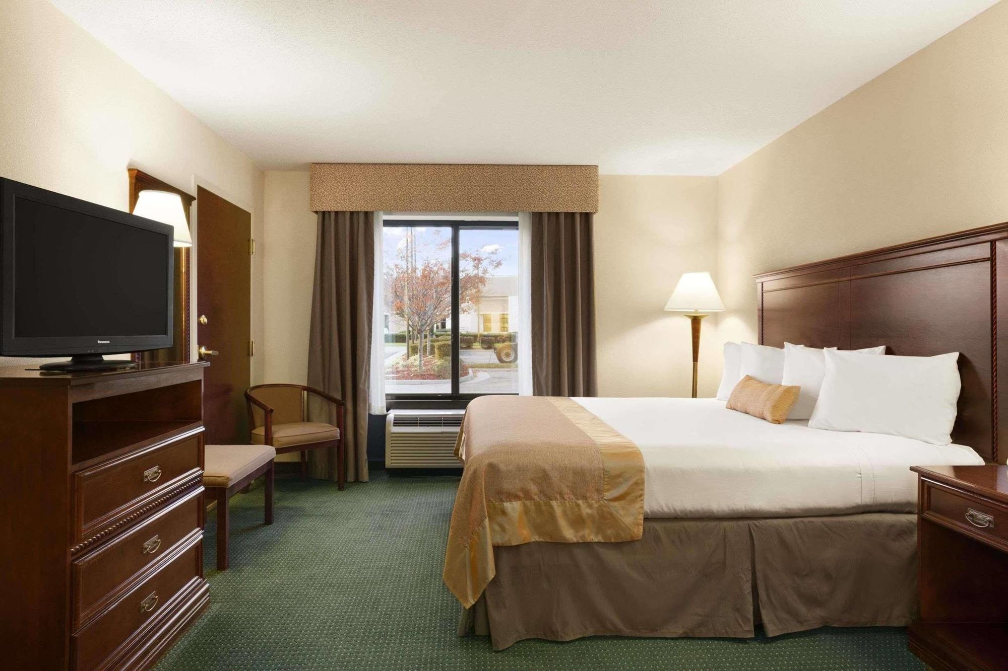 Wingate By Wyndham Chesapeake Hotel Luaran gambar